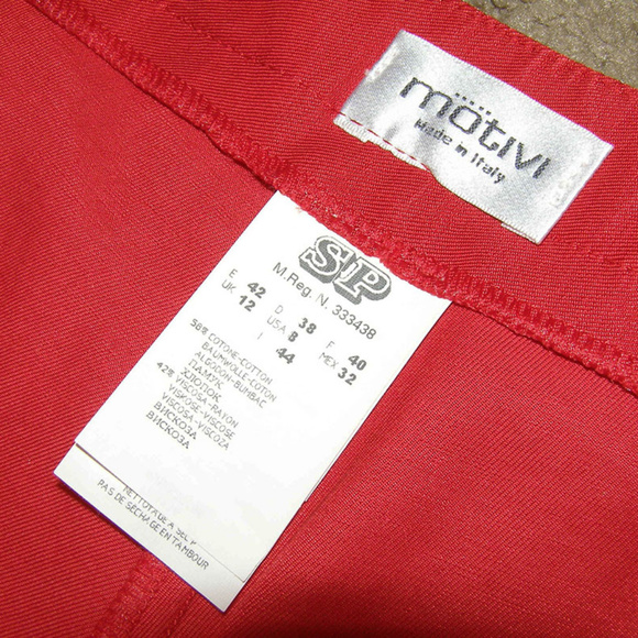NEW Bright Red MOTIVI Dressy Shorts size 6 Cuffed - Picture 3 of 7